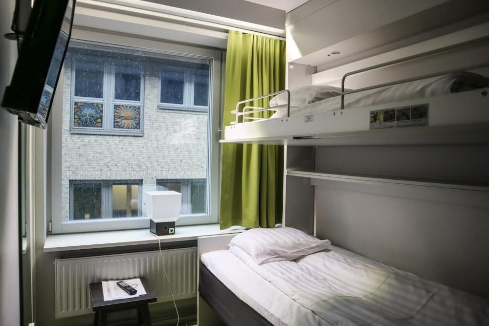 Twin Room (Compact) photo 1
