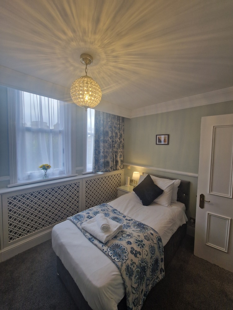 Single Room photo 1