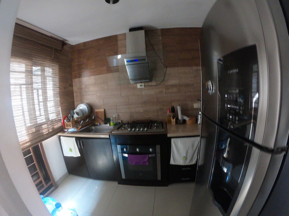 Deluxe House photo 3