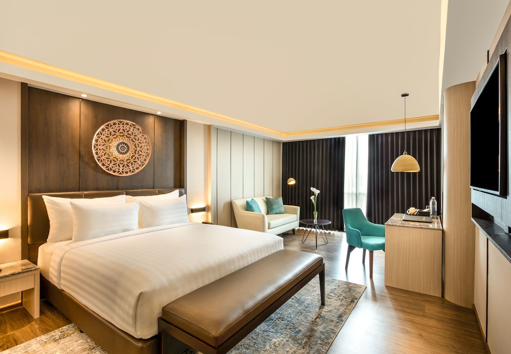 Grand Double Room, 1 King Bed photo 1