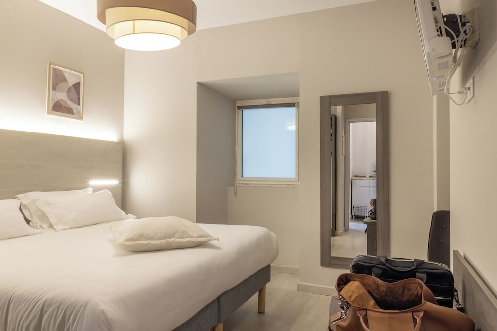 Apartment - Photo 1