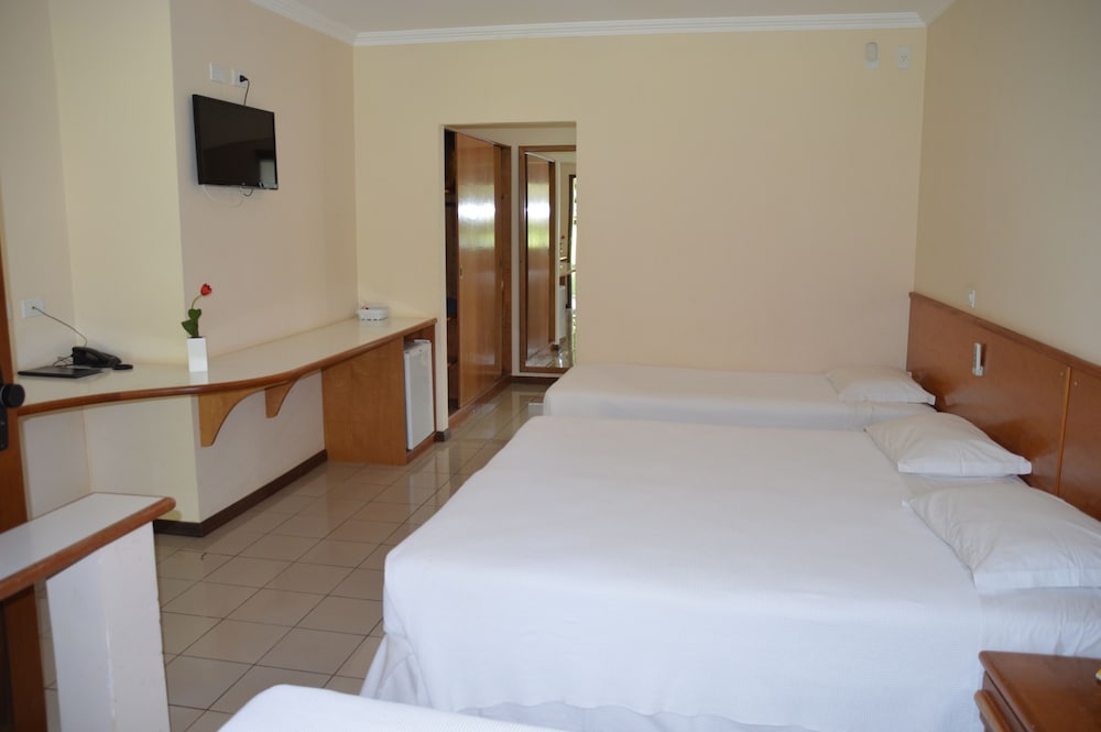 Honeymoon Double or Twin Room, 1 Queen Bed, Garden View photo 2