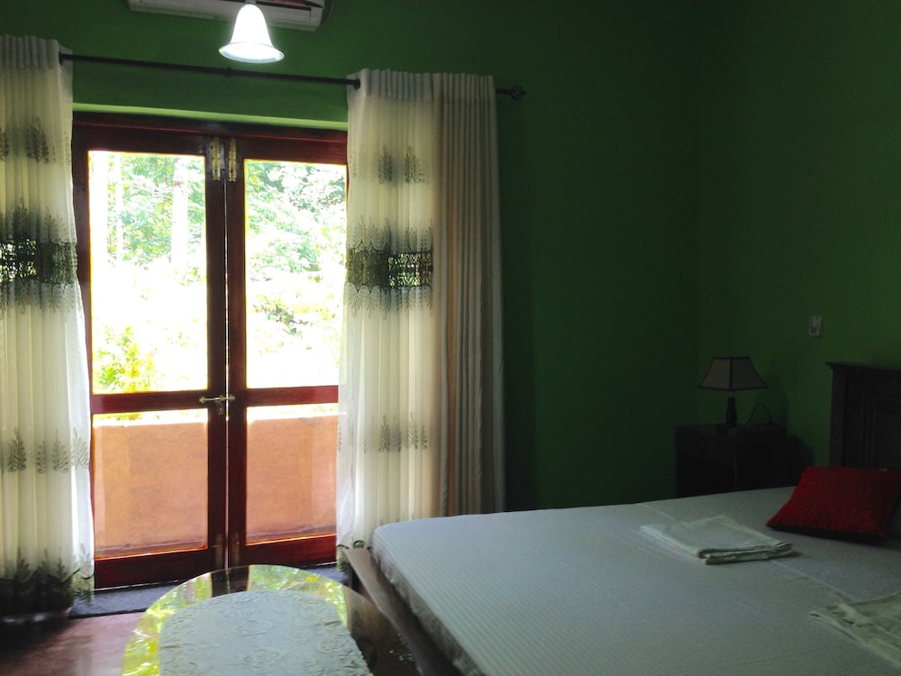Deluxe Double Room, Garden View photo 1