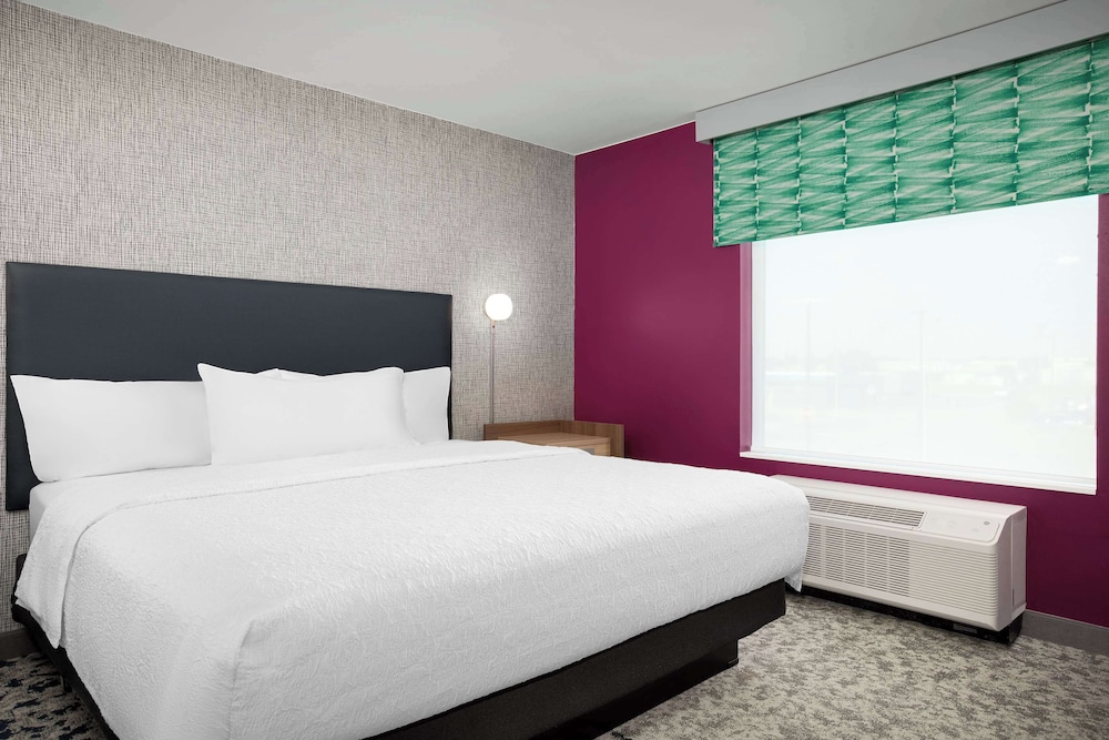 Suite, 1 Bedroom - Photo 3