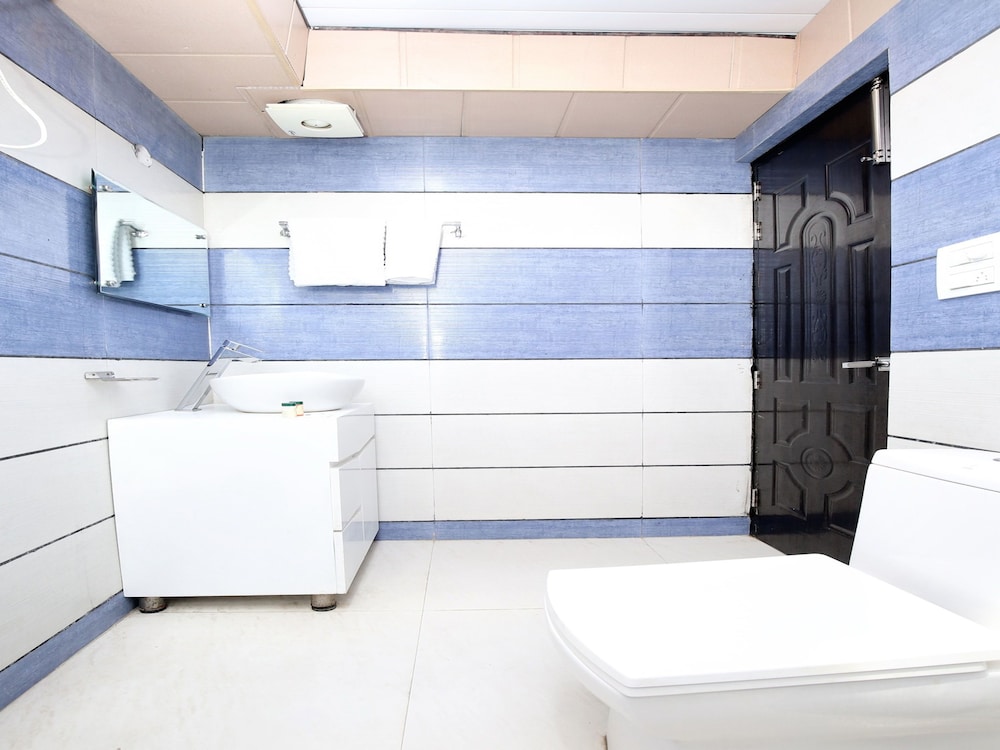 Deluxe Double Or Twin Room photo 2