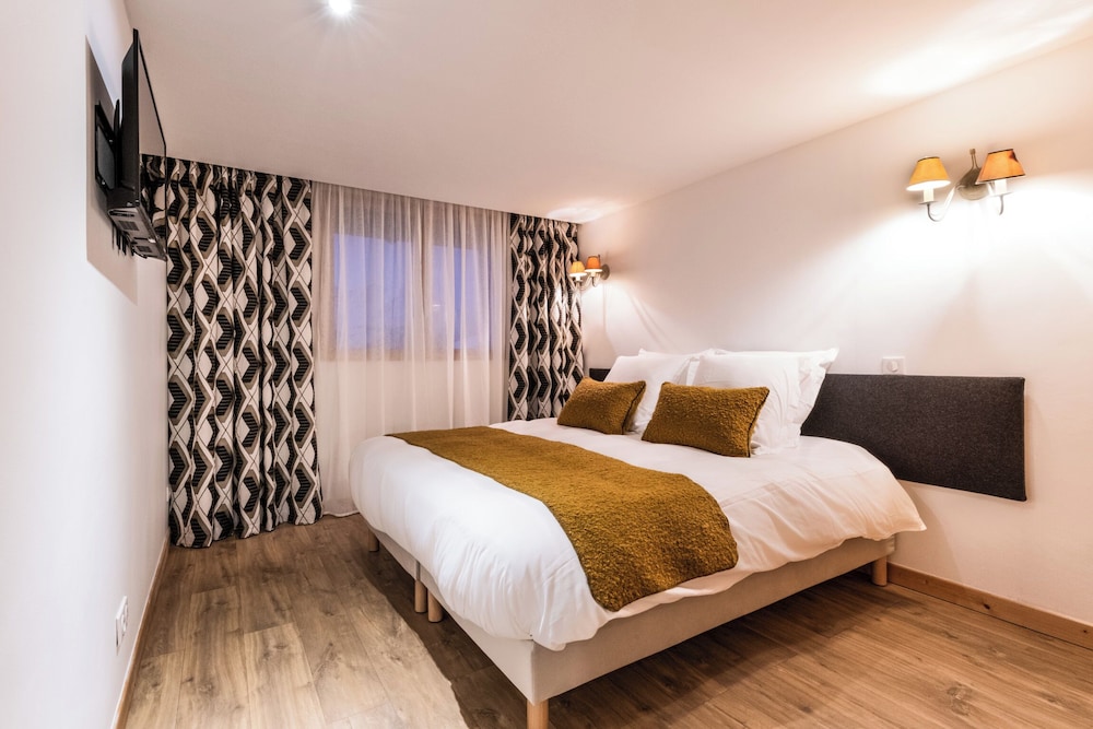 Classic Double or Twin Room