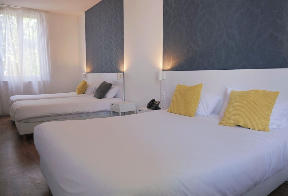 Family Quadruple Room