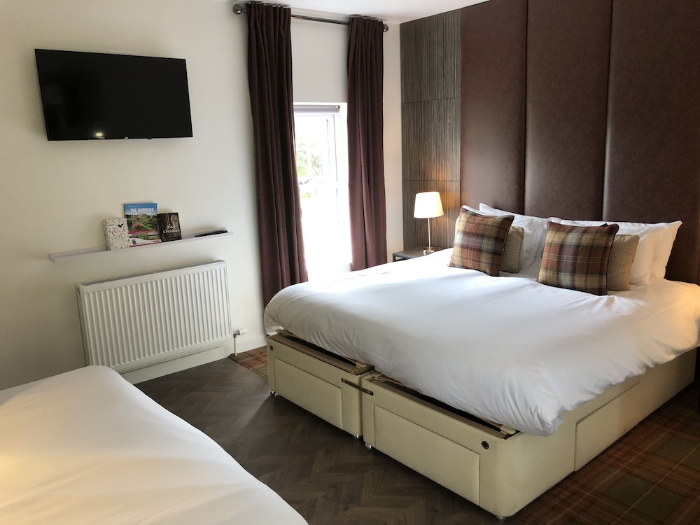 Superior Suite, Ensuite (Sleeps 4) photo 2
