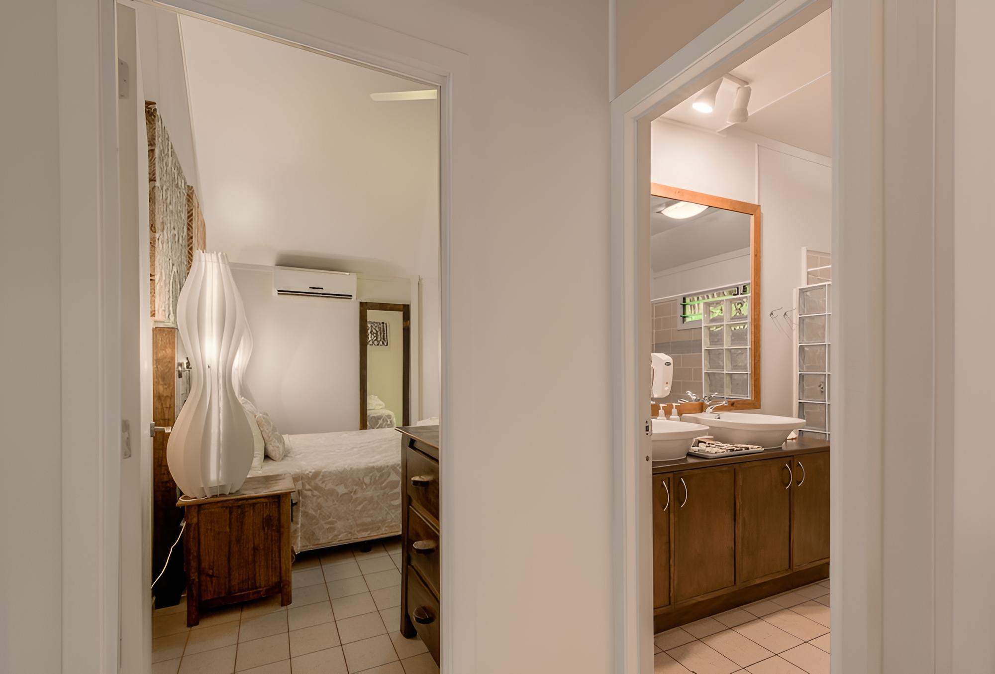 Two Bedroom Garden Villa - Photo 3