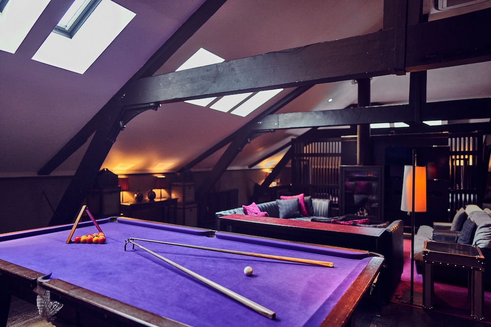 Signature Suite - Photo 1