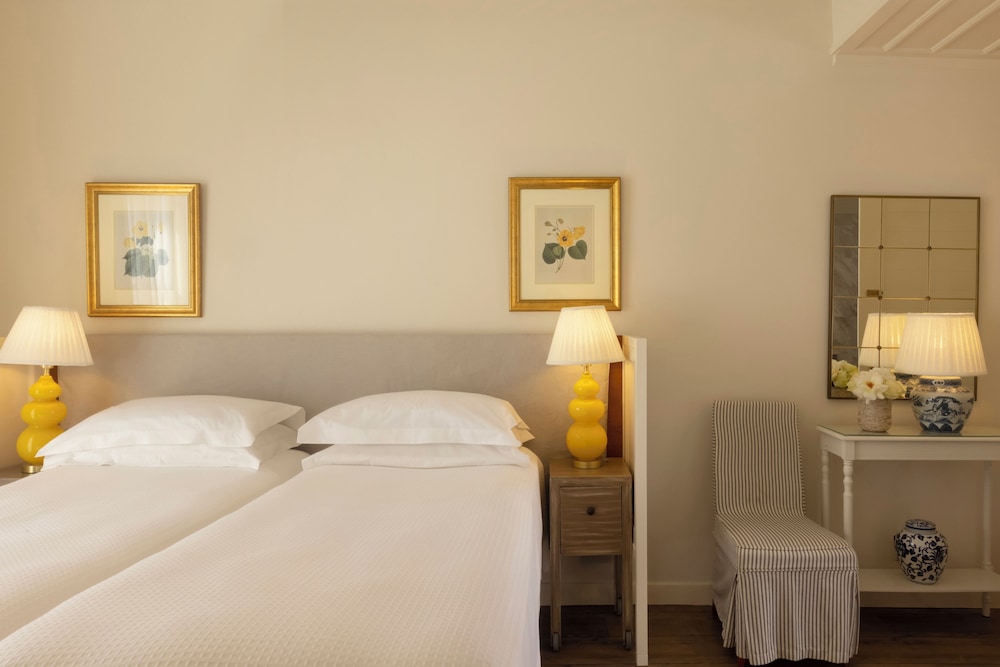 Standard Twin Room, Sea View - Photo 9