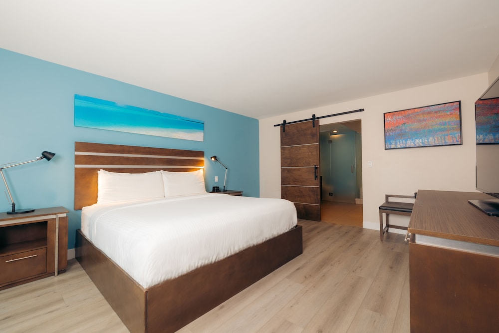 Double Queen Room - Photo 2