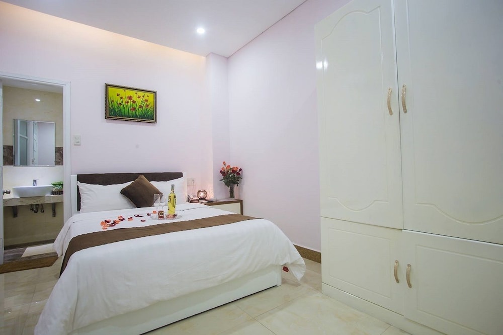 Deluxe Room - Photo 2