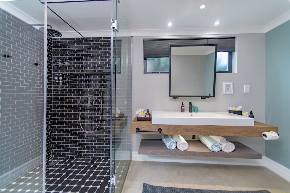 Luxury Room - Photo 6