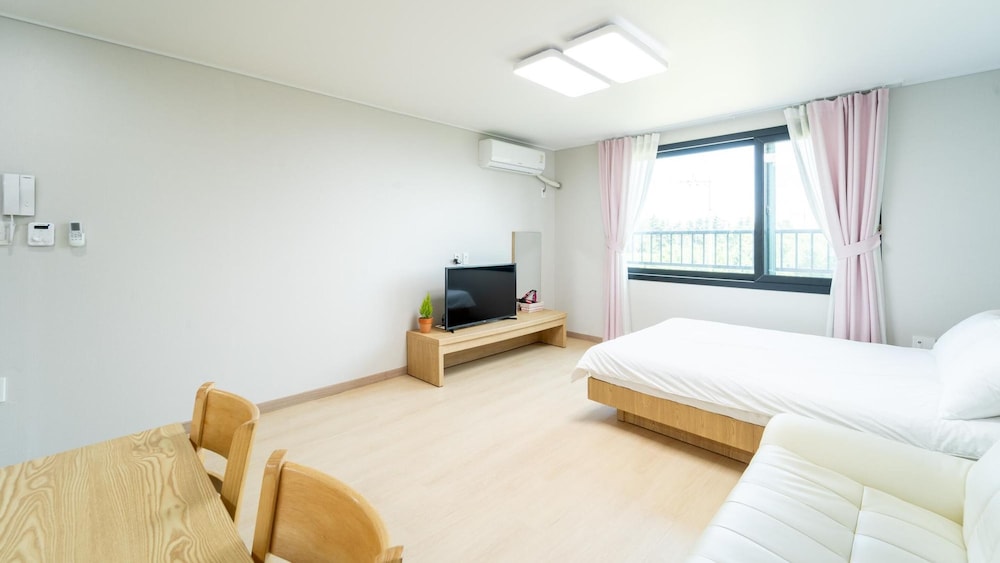 Basic Room, 1 Bedroom (203ho) - Photo 3