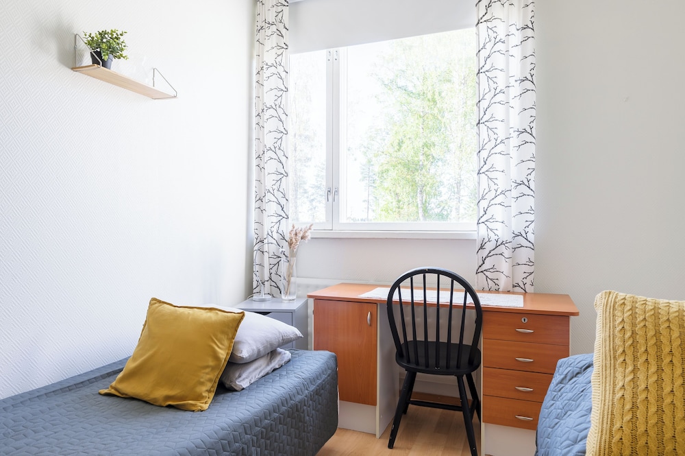 Twin Room, Patio, Park View photo 1