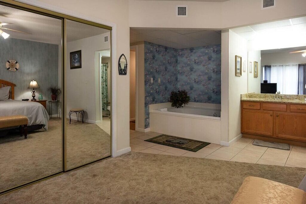 Condo, Multiple Beds (Whispering Pines 511)