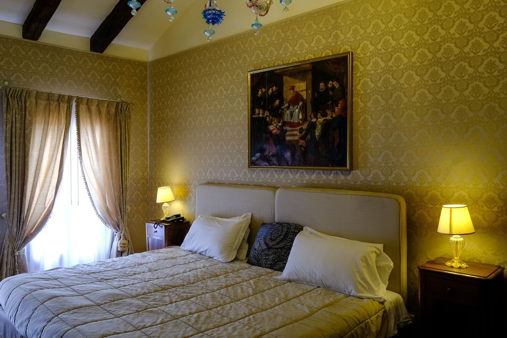Family Quadruple Room photo 2