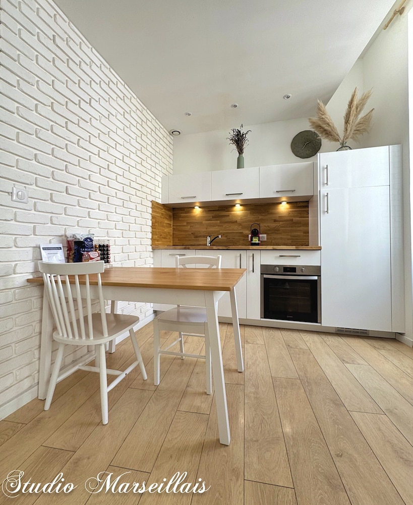 Elite Studio Suite