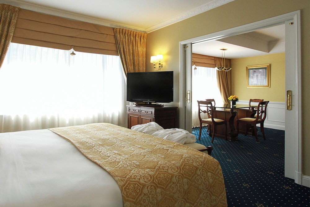 Junior Suite, River View