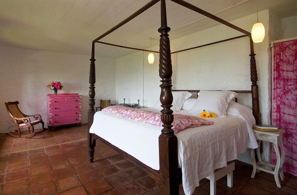 Room, 1 King Bed, Ocean View (Baliceaux) photo 3