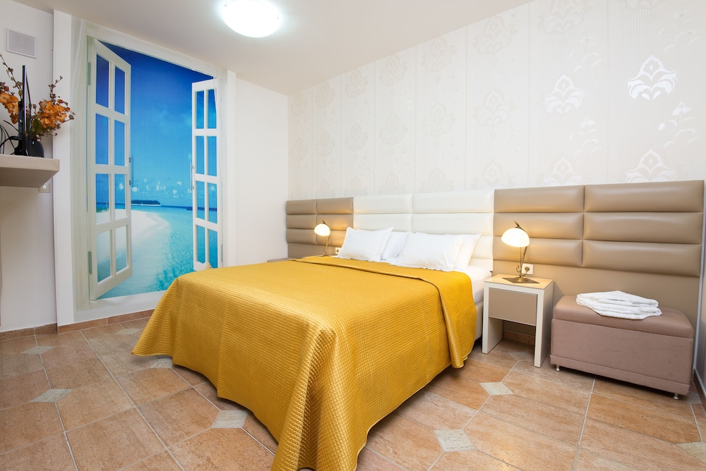 Comfort Apartment, 1 Bedroom, Balcony photo 3