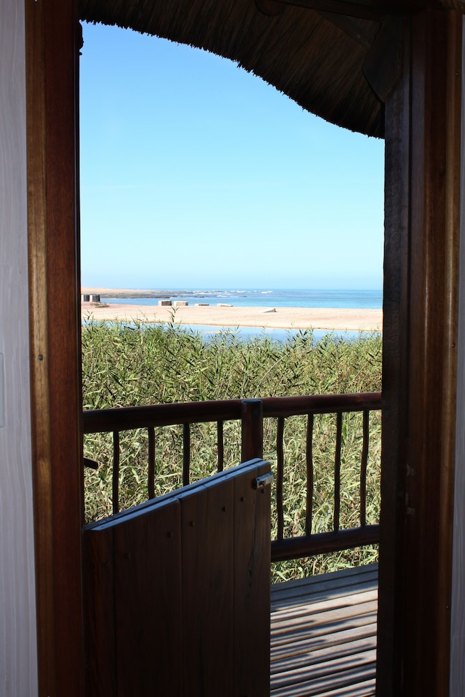 Bungalow, Sea View photo 3