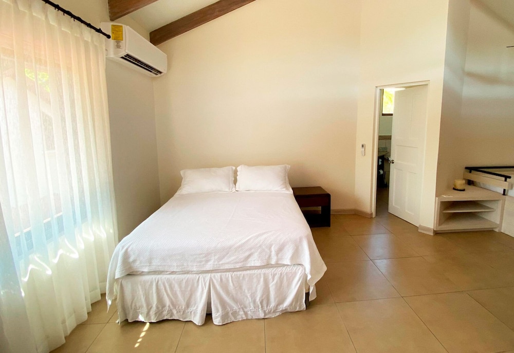 Family Villa, 3 Bedrooms, Garden View photo 2
