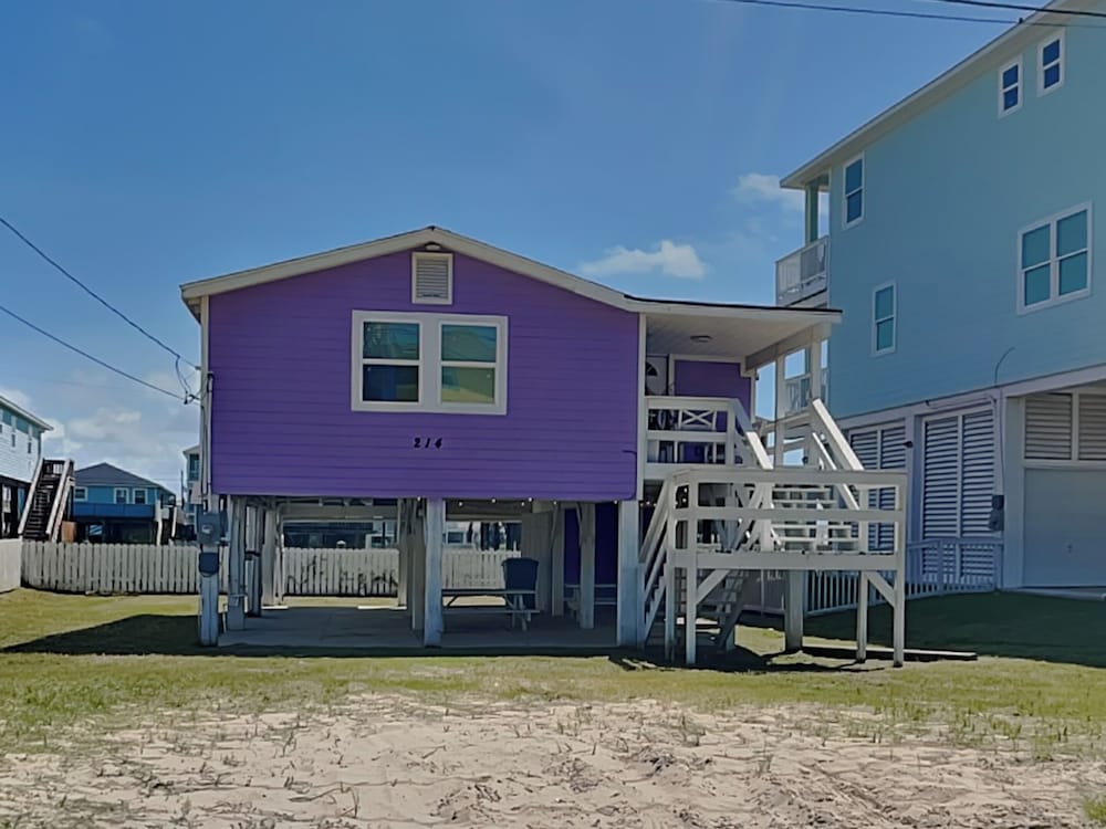 House (2 Bedrooms)