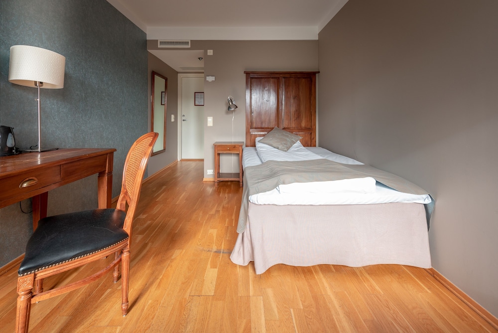 Single Room photo 3