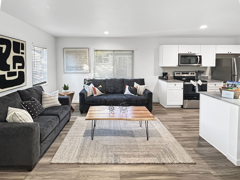 Townhome, 3 Bedrooms