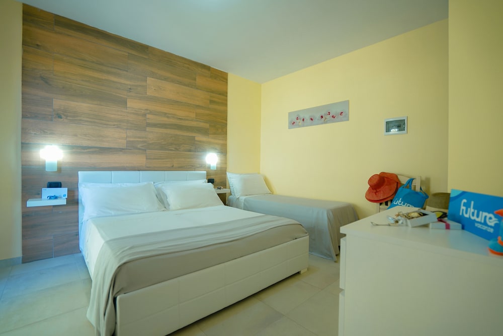 Triple Room (2 adults+1 child) photo 1