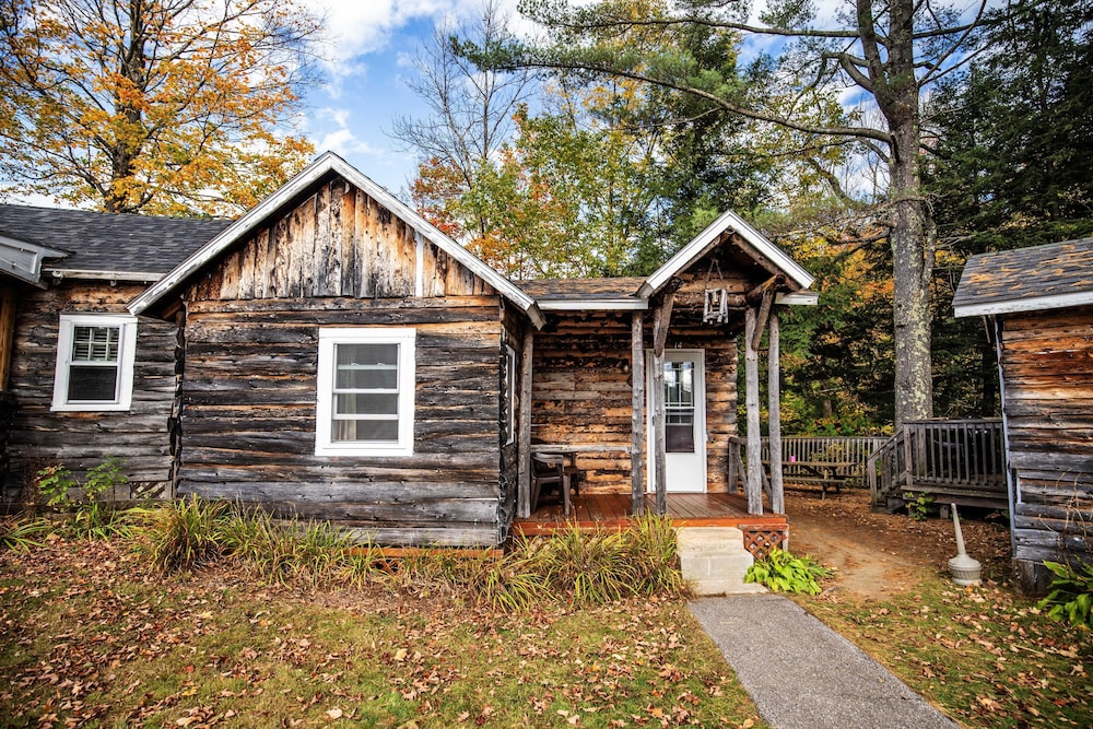 Cabin, 2 Twin Beds, River View photo 1