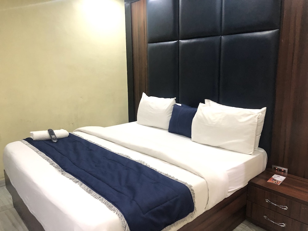 Standard Room - Photo 1