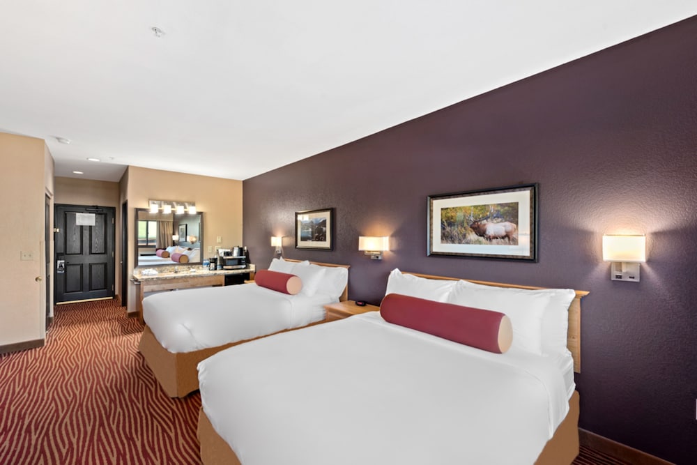 Traditional Room, 2 Queen Beds, Balcony (Resort View) - Photo 2