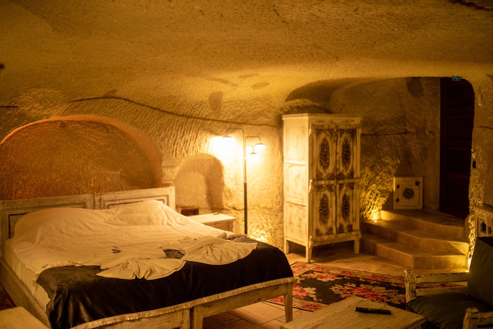 Deluxe Room - Photo 2