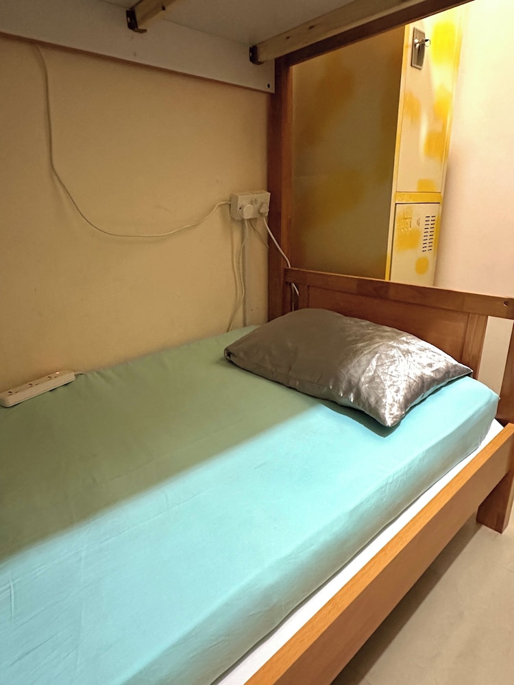 Executive Shared Dormitory, Women Only photo 2