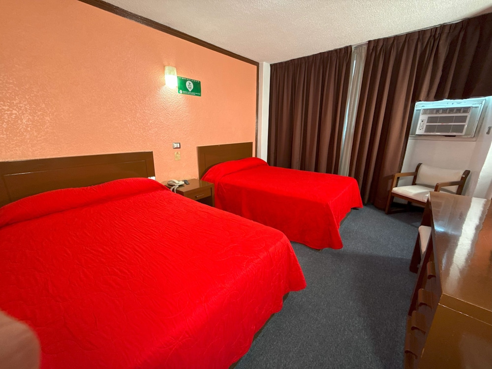 Single Room, 1 Queen Bed