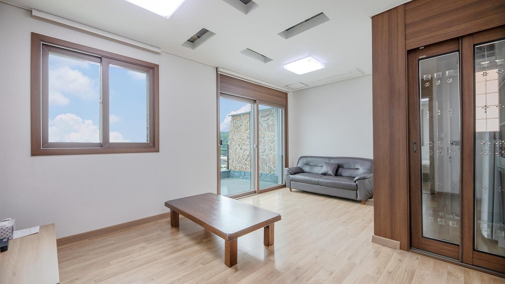 Basic Room, 1 Bedroom (4radong 201) - Photo 1
