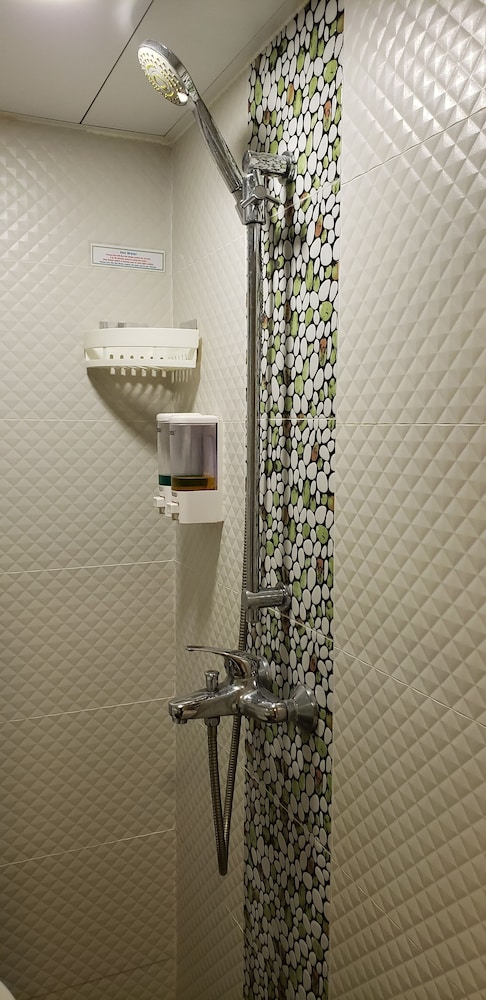 Comfort Double Room, 1 Queen Bed, Private Bathroom photo 2