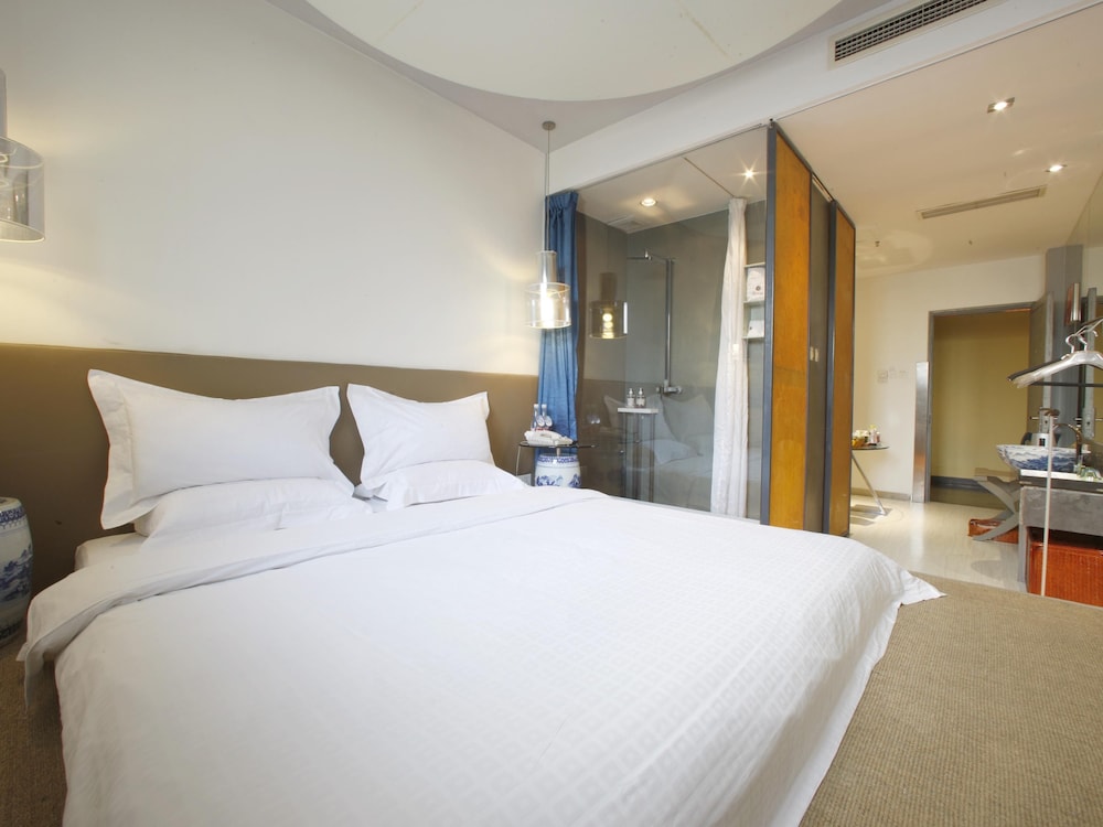 Standard Room photo 2
