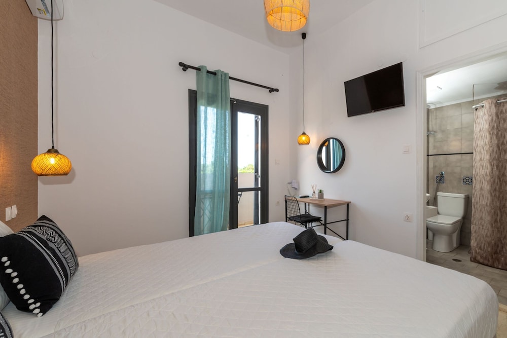 Triple Room - Photo 2
