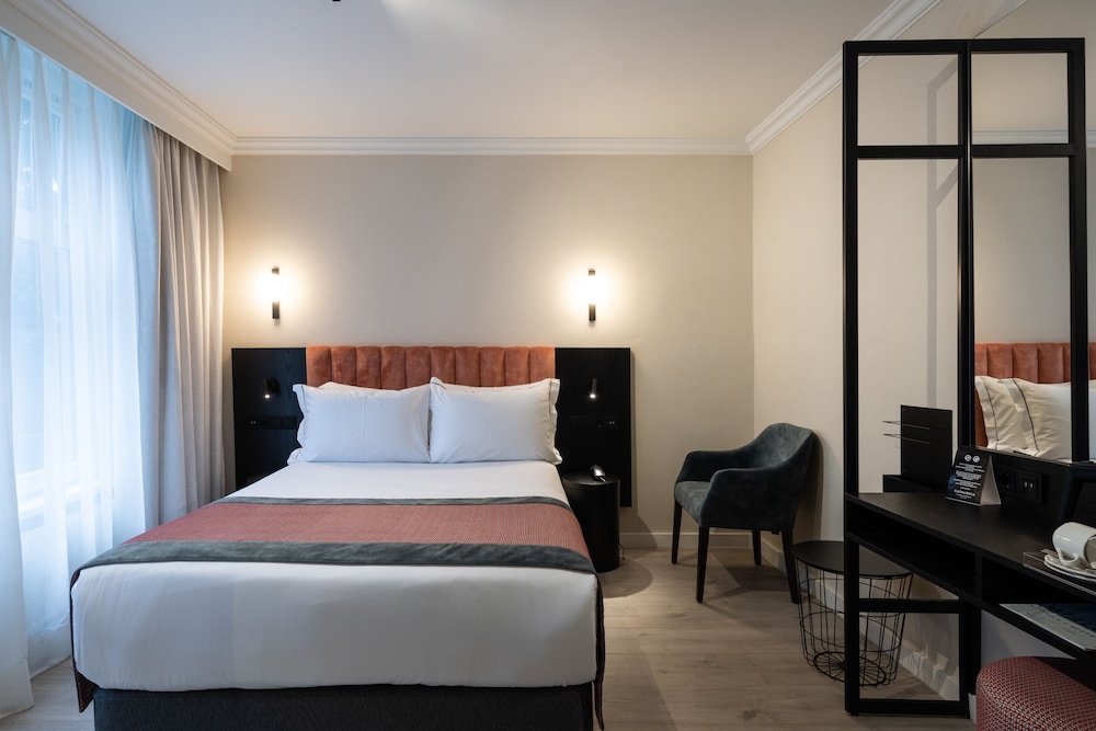 Premium Double Room (Single Use - Basic) photo 1