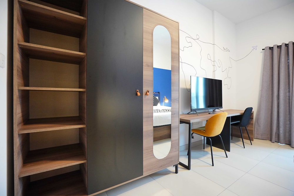 Standard Twin Room in shared apartment photo 2