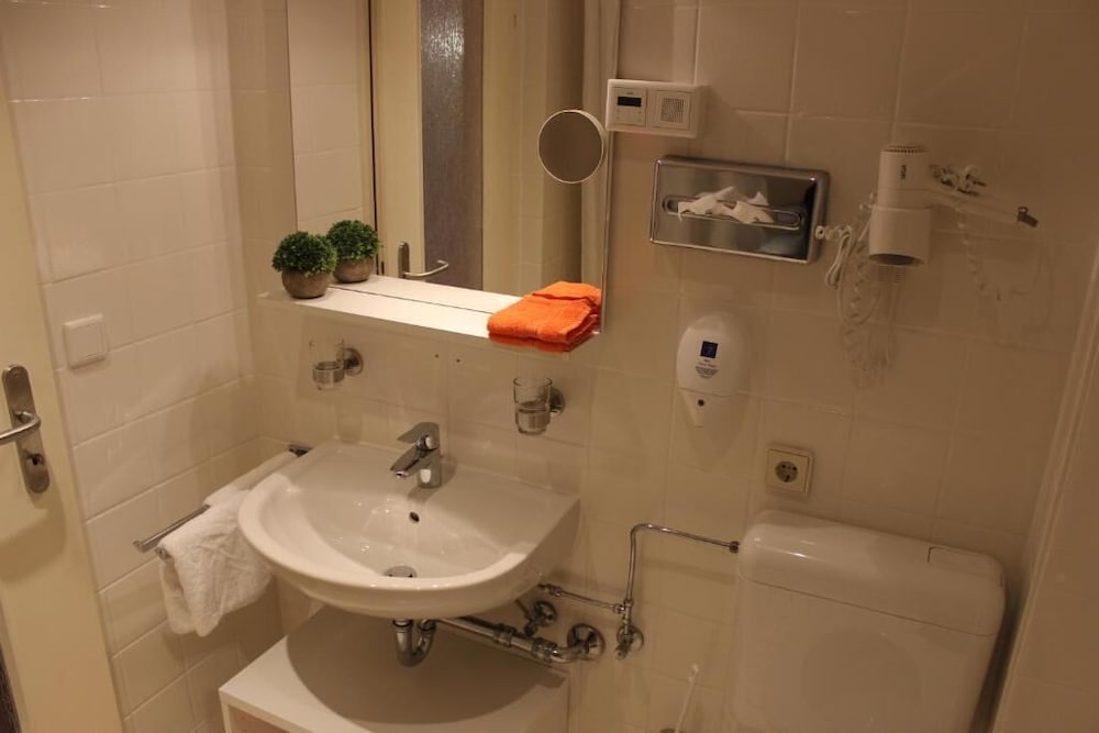 Double Room, Bathtub photo 3