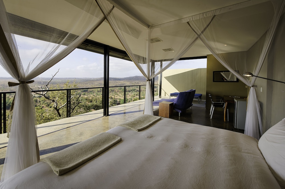 Luxury River View Space photo 3