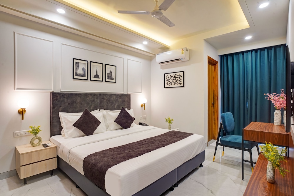 Superior Double Room, City View photo 1
