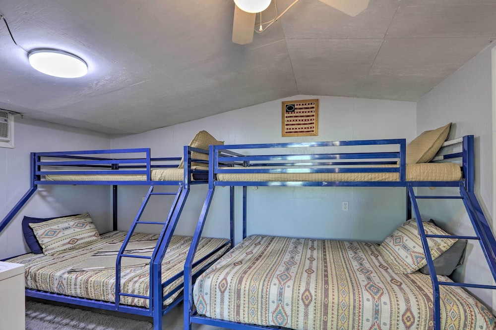 House (2 Bedrooms) photo 2