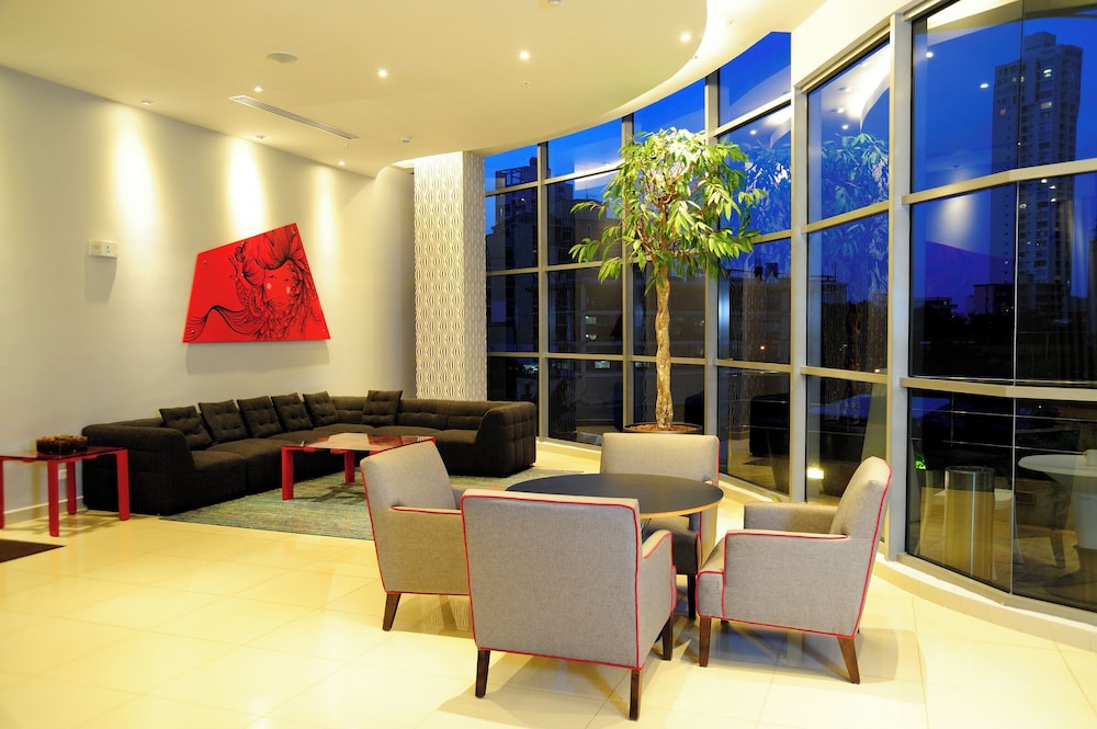 Executive Room, 2 Double Beds thumbnail 5