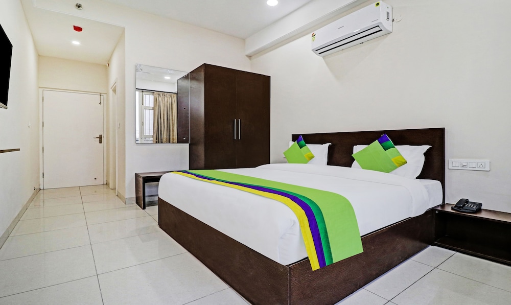Standard Double Room - Photo 7